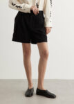 womens-incu-1086_HEROSHORTS